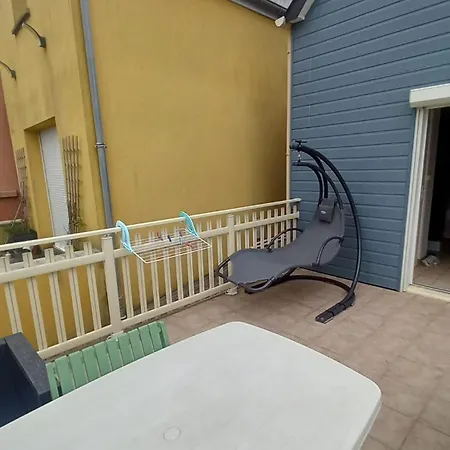 Maison De Avec Acces Direct A La Feriehus